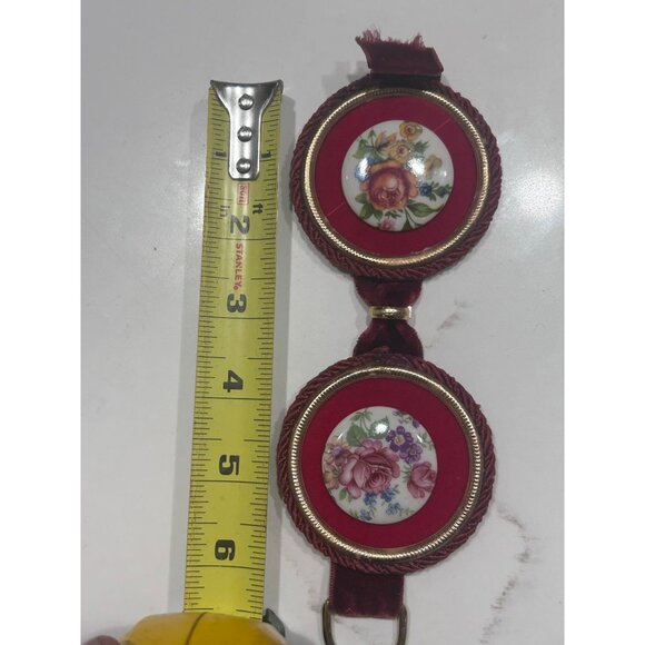 Hand Painted Porcelain Wall Plates Red Ceramic Plate With Glass Wall Decoration - Picture 2 of 6